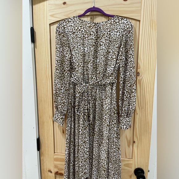 Cheetah print maternity dress / size medium - Picture 5 of 8